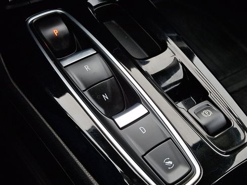 Used 2023 Chevrolet Bolt EUV LT w/ Driver Confidence Package image 14