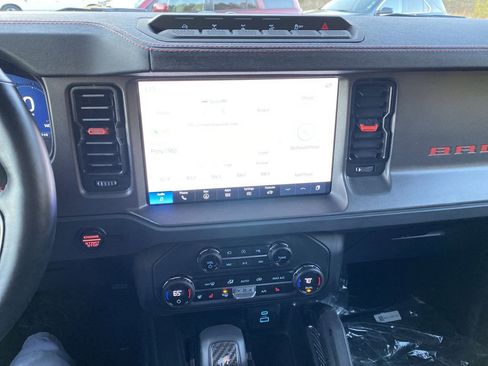 New 2025 Ford Bronco Raptor image 9