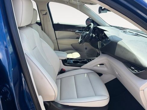 Used 2022 Buick Envision Essence w/ Technology Package I AWD/4WD image 15