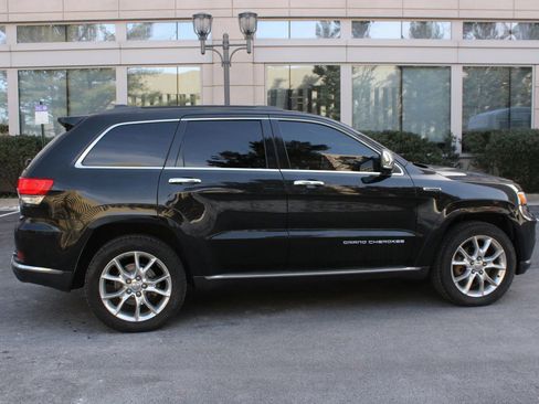 Used 2014 Jeep Grand Cherokee Summit image 6