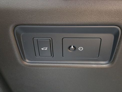 Used 2018 Land Rover Range Rover Sport Supercharged image 27