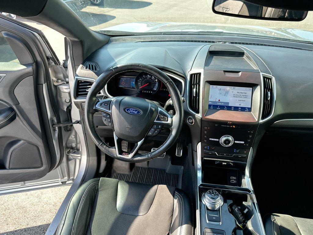 Used 2020 Ford Edge ST w/ Equipment Group 401A AWD/4WD image 19