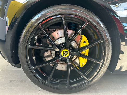 Used 2025 Lotus Emira RWD image 14