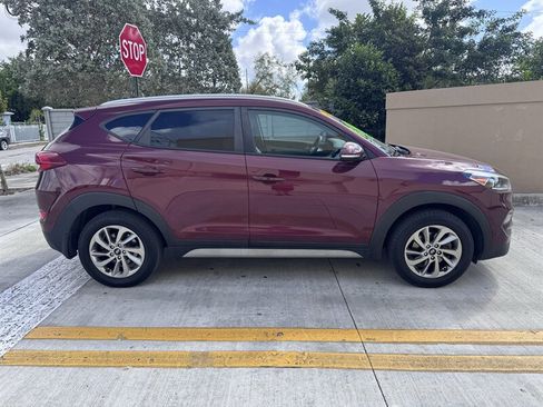 Used 2017 Hyundai Tucson SE Plus image 4