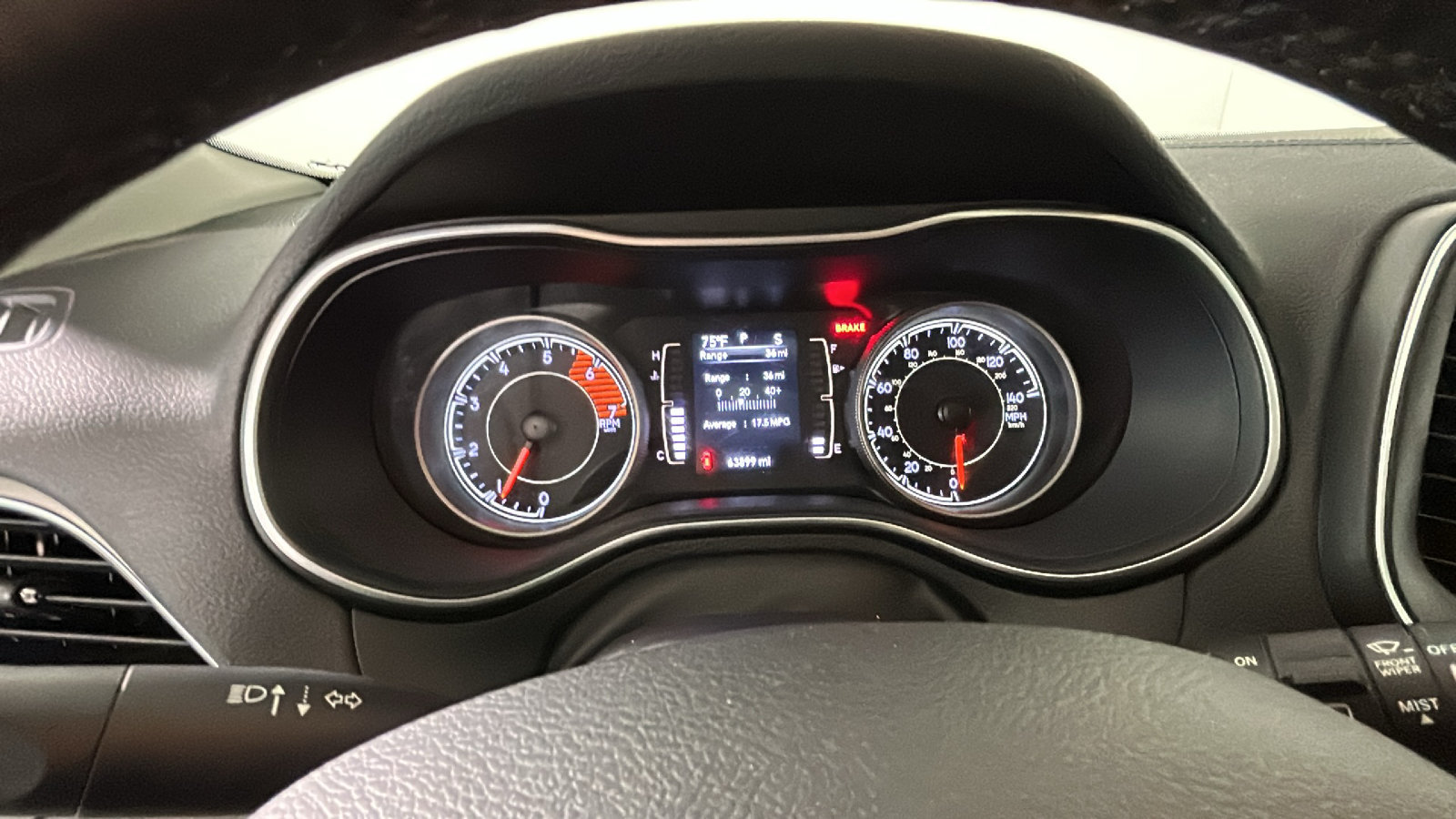 Used 2019 Jeep Cherokee Latitude Plus w/ Comfort/Convenience Group AWD/4WD image 22