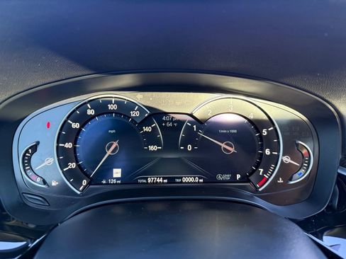 Used 2019 BMW 540i xDrive w/ Convenience Package image 33