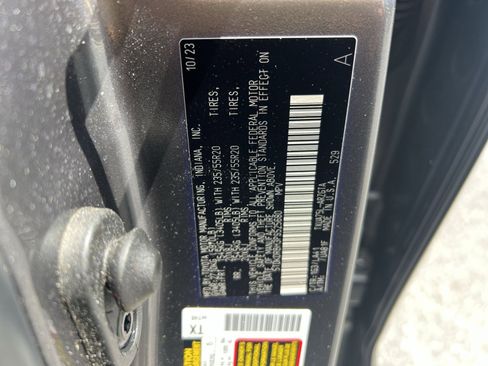 Used 2023 Toyota Highlander Platinum image 37