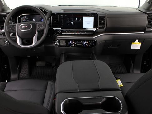 New 2026 GMC Sierra 2500 SLT w/ SLT Premium Package AWD/4WD image 10