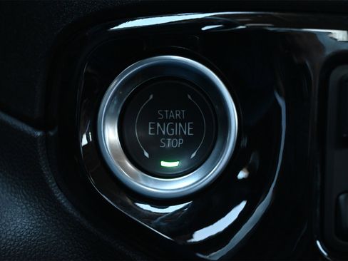 Used 2024 Chevrolet Silverado 2500 LTZ w/ LTZ Plus Package image 15