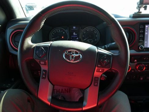 Used 2023 Toyota Tacoma TRD Off-Road w/ TRD Premium Off Road Package AWD/4WD image 34