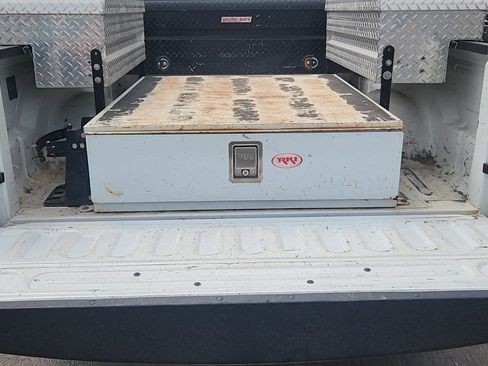 Used 2021 RAM 2500 Tradesman w/ Chrome Appearance Group AWD/4WD image 37