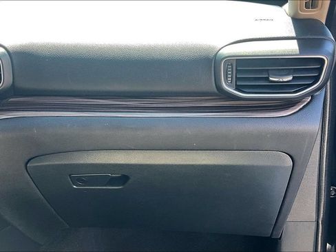 Used 2021 Ford Explorer Limited w/ Equipment Group 301A AWD/4WD image 19