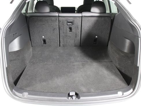 Used 2022 Tesla Model Y Performance image 37