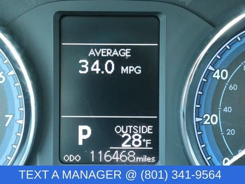 Used 2018 Toyota Corolla LE image 19