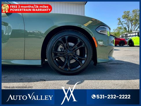 Used 2022 Dodge Charger R/T w/ Cold Weather Package RWD image 9