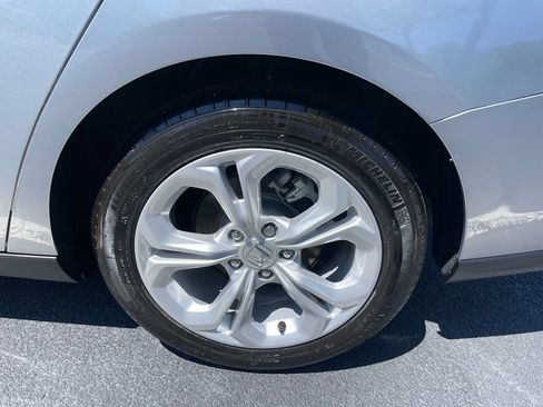 Used 2025 Honda Accord LX image 42