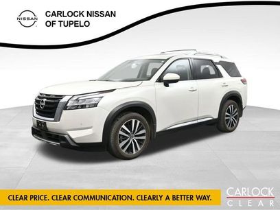 Used 2024 Nissan Pathfinder Platinum