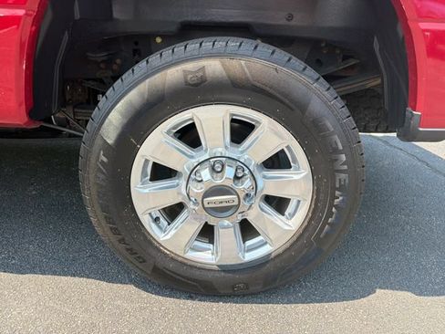 Certified 2021 Ford F350 Platinum w/ FX4 Off-Road Package AWD/4WD image 19