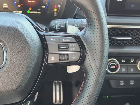 Used 2025 Acura ADX A-Spec image 29