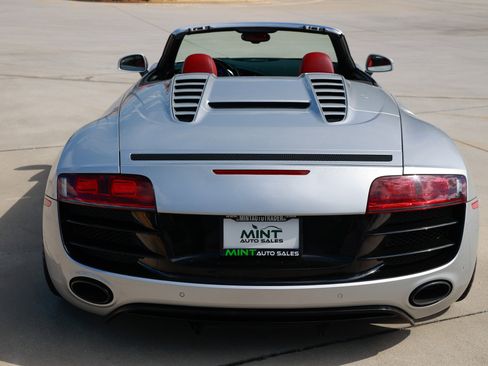 Used 2011 Audi R8 V10 image 14