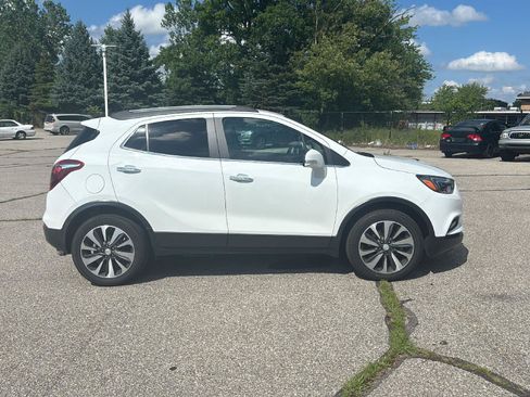 Used 2019 Buick Encore Essence AWD/4WD image 25