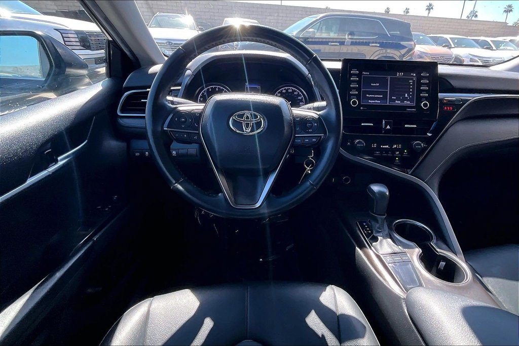 Used 2023 Toyota Camry SE FWD image 8