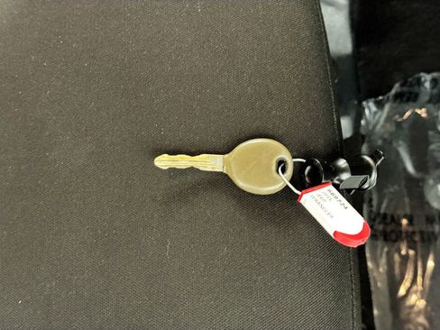 Used 2015 Jeep Wrangler Unlimited Sport w/ Connectivity Group image 31