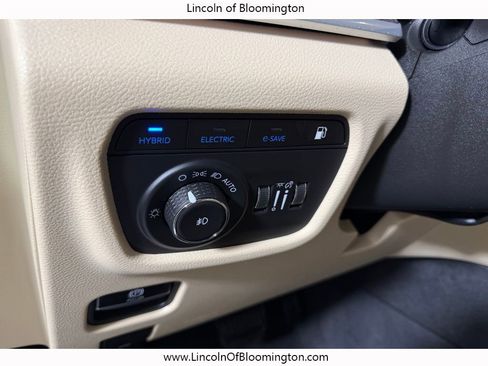 Used 2024 Jeep Grand Cherokee Limited 4xe image 26