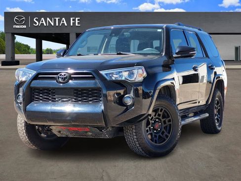 Used 2020 Toyota 4Runner SR5 Premium image 1