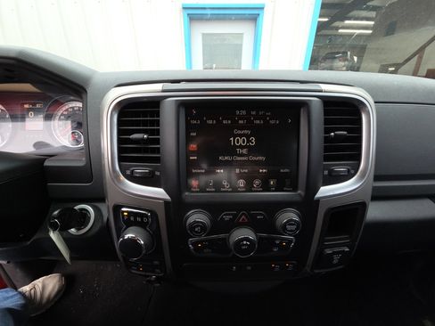 Used 2015 RAM 1500 Big Horn image 12