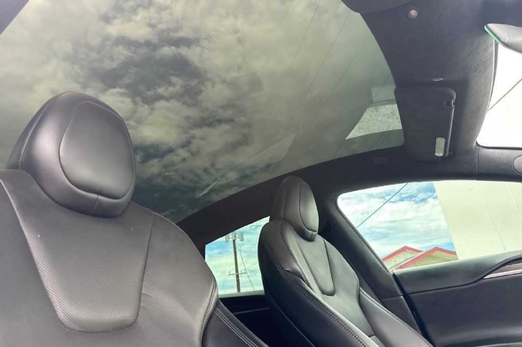Used 2022 Tesla Model S AWD/4WD image 15