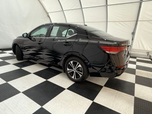 Used 2023 Nissan Sentra SV image 2