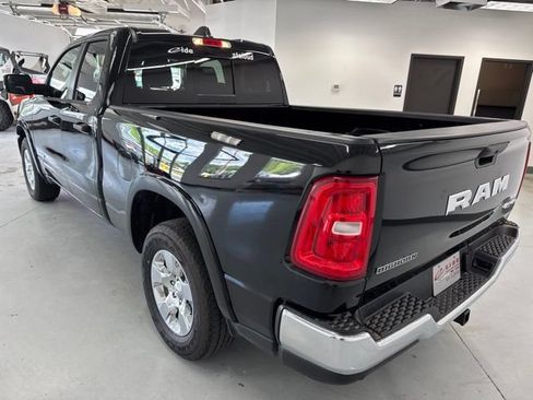 Used 2025 RAM 1500 Big Horn AWD/4WD image 11