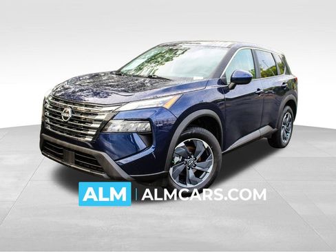 Used 2025 Nissan Rogue SV FWD image 1