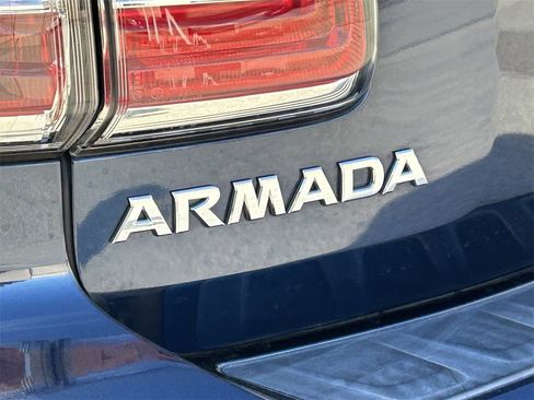 Used 2020 Nissan Armada Platinum w/ Platinum Reserve Package image 5