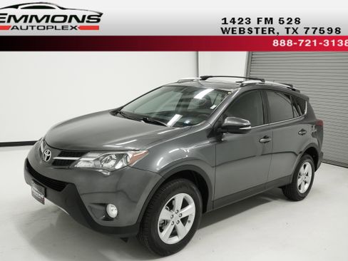 Used 2013 Toyota RAV4 XLE image 1