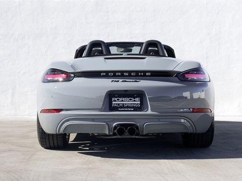 Used 2025 Porsche 718 Boxster image 6