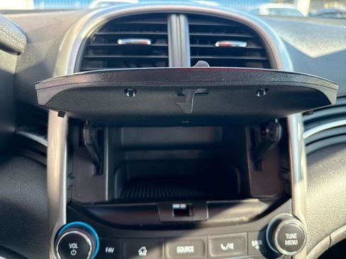 Used 2014 Chevrolet Malibu LT FWD image 16