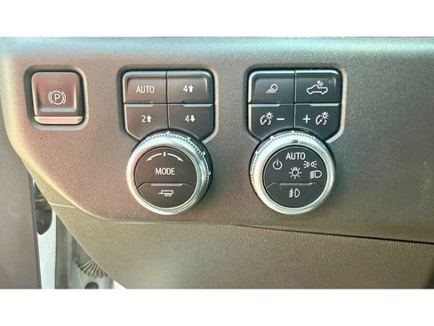 Used 2023 GMC Sierra 1500 SLT w/ SLT Premium Plus Package image 22