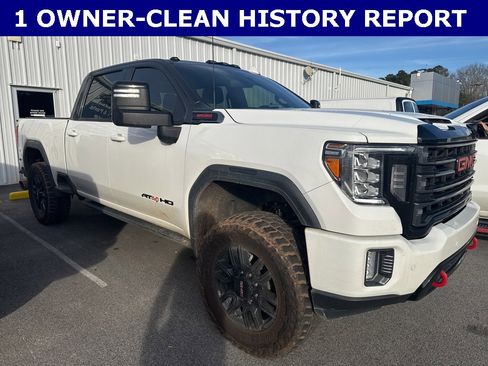 Used 2022 GMC Sierra 2500 AT4 w/ AT4 Preferred Package image 2