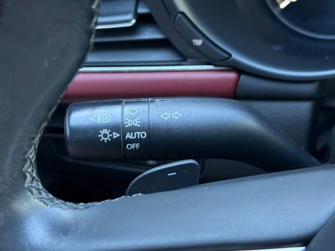 Used 2020 MAZDA MAZDA3 Hatchback w/ Premium Package image 34