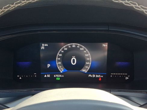 Certified 2022 Volkswagen Taos SE FWD image 20