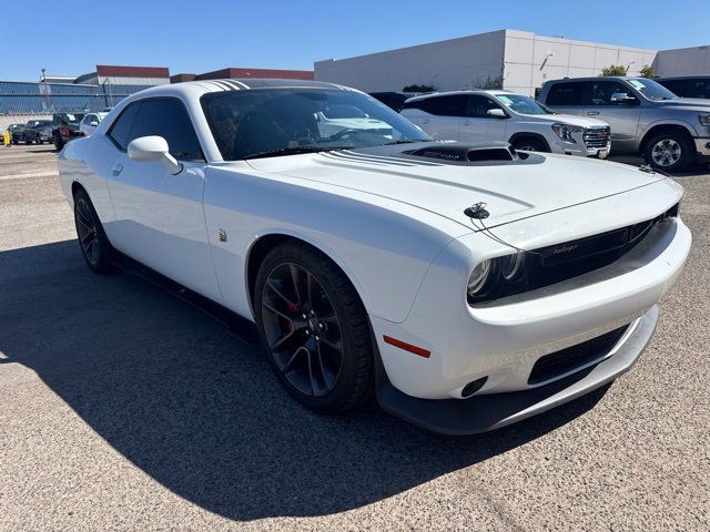 Used 2022 Dodge Challenger R/T Scat Pack w/ Shaker Package RWD image 3