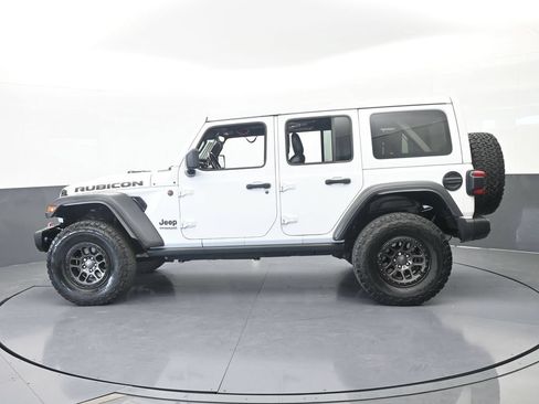 Used 2022 Jeep Wrangler Unlimited Rubicon w/ Xtreme Recon 35" Tire Package AWD/4WD image 3