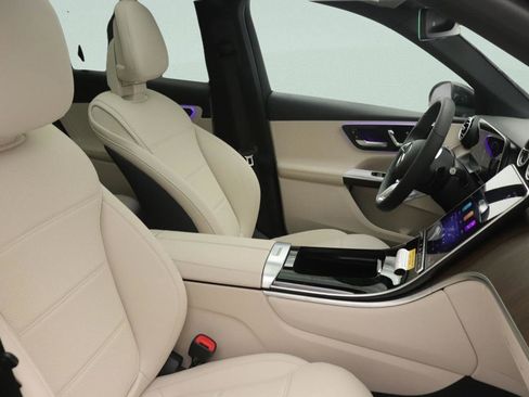 New 2026 Mercedes-Benz GLC 300 image 7