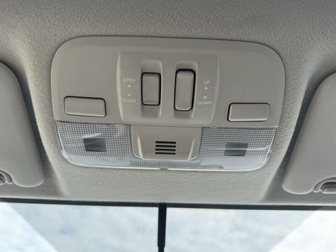 Used 2014 Subaru Crosstrek 2.0i Limited image 13