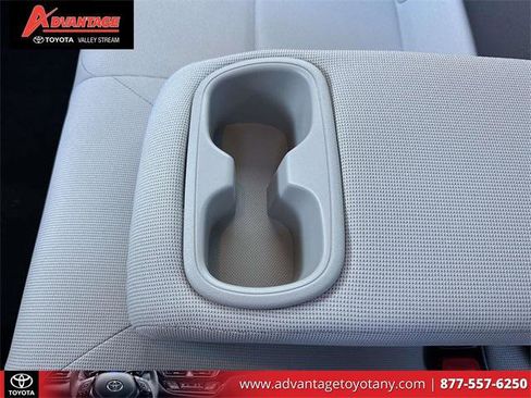 Certified 2022 Toyota Corolla LE w/ LE Convenience Package image 15