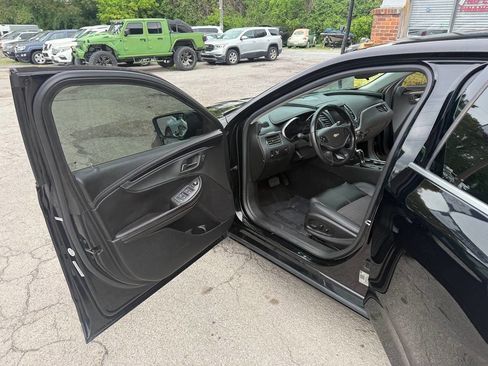 Used 2019 Chevrolet Impala LT image 9