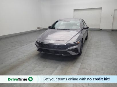 Used 2025 Hyundai Elantra Sport w/ Cargo Package
