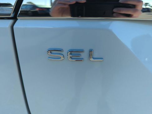 New 2026 Volkswagen Atlas SEL Premium R-Line image 39